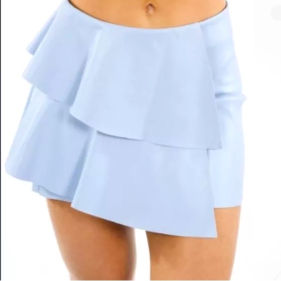 NWT Zara TRF Faux Leather Light Blue Ruffle Mini Skirt Size Large - Picture 2 of 3